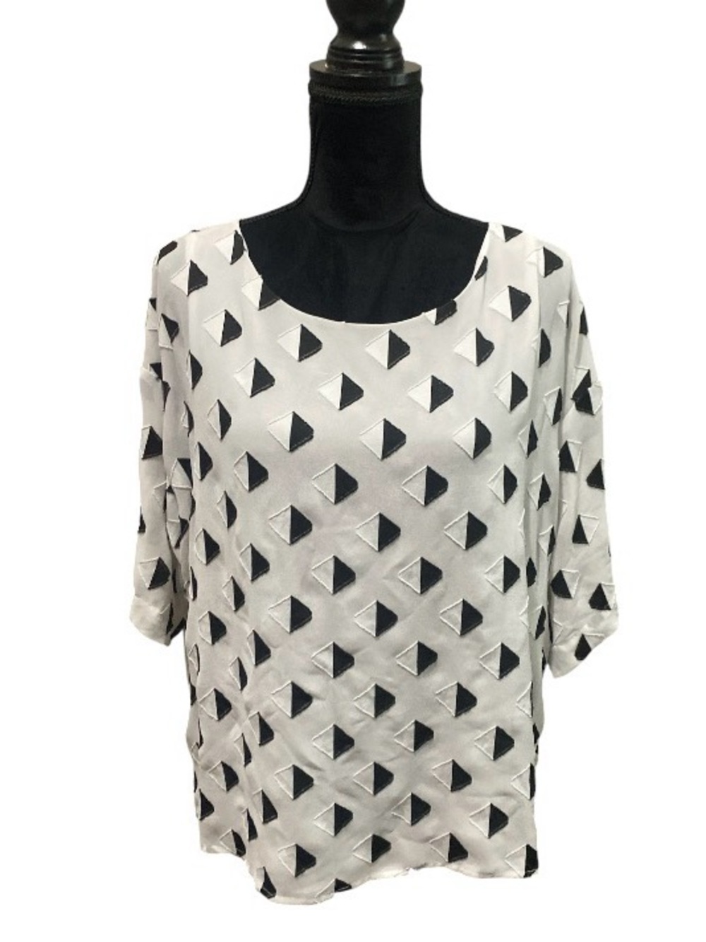 Masseys Scoop Neck Top